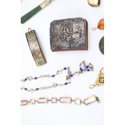 368 - Interesting collection of gold, silver and other jewellery / items.  Includes hallmarked silver & la... 