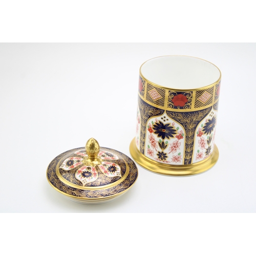 614 - Royal Crown Derby Imari palette 1128 pattern biscuit barrel and cover, acorn finial, 20cm tall,secon... 