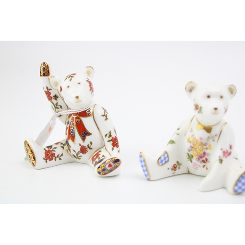 628 - Four Royal Crown Derby miniature bear paperweights, to include Victoria, Alice, Edward and Posie Boy... 