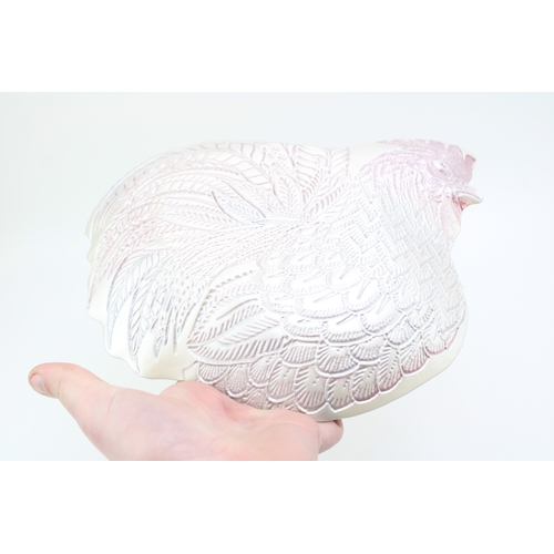 181 - An Art Glass cockerel platter, width 25cm.