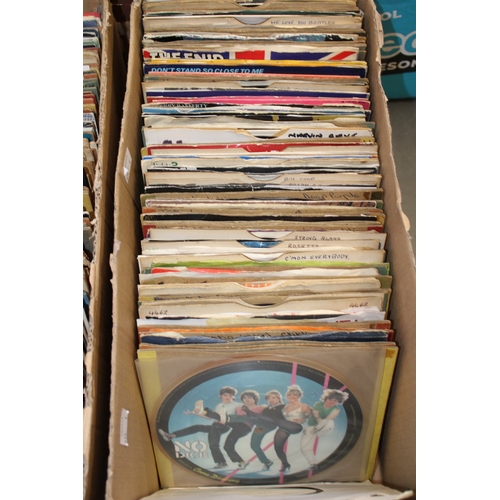 1174 - Five boxes of 45rpm singles with many unusual and rarely seen titles.