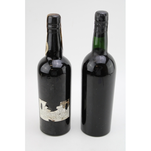 119 - A bottle of Warre's 1963 Vintage Port together with a bottle of Sandeman Vintage 1966 Port