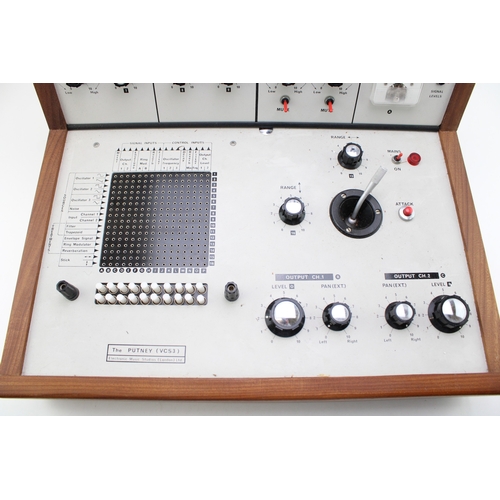 68 - A rare The Putney VCS3 EMS Electronic Music Studios (London Ltd) Analogue Modular Synthesizer early ... 