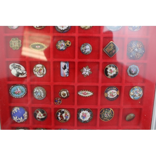 A large and interesting collection of decorative buttons to include ...