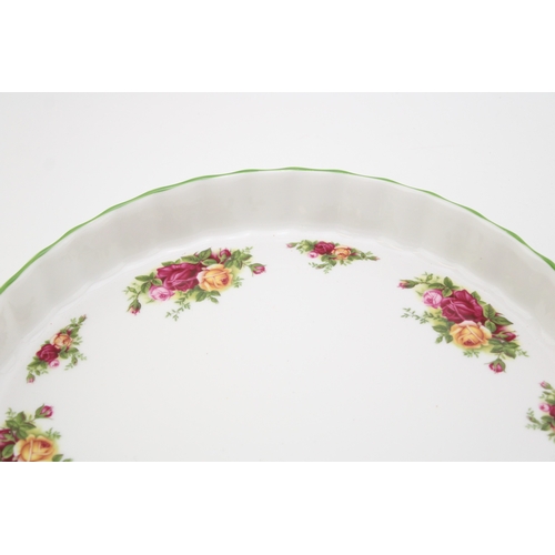 161 - Royal Albert 'Old Country Roses' pattern quiche dish/baking dish, 29.5cm diameter.