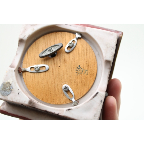 162 - Lefton 'Fiddler on the Roof' porcelain music box, 25cm tall.