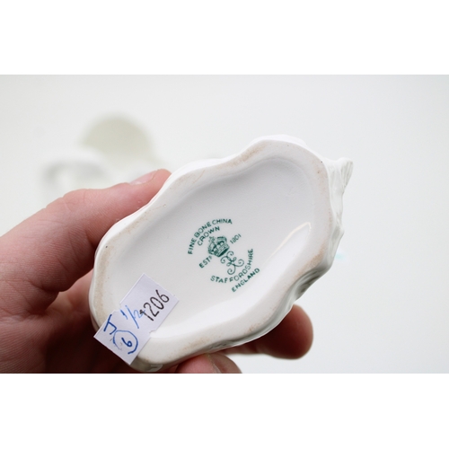 29 - Crown Staffordshire ceramic swan together with another smaller example, 13cm tall, (2).