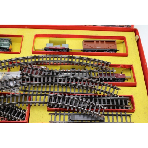 50 - Boxed Tri-ang OO gauge 'Freightmaster Diesel Train' set complete with instructions and leaflet.