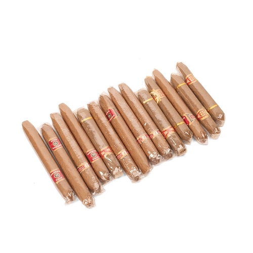 294 - A selection of nine King Edward Cigars by Swisher & Son USA together with five Alvaro Ranger cigars