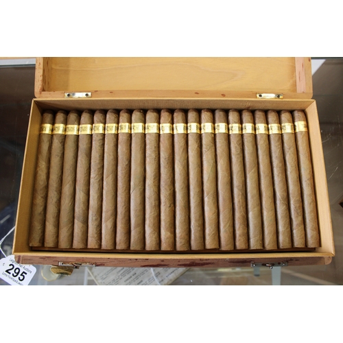 295 - A vintage Flor de Tabacos de Partagas Habana Super Cabinet Selection box No. 1 for 100 cuban cigars ... 
