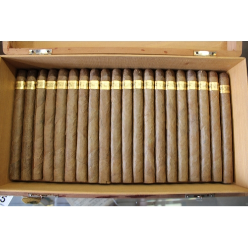 295 - A vintage Flor de Tabacos de Partagas Habana Super Cabinet Selection box No. 1 for 100 cuban cigars ... 