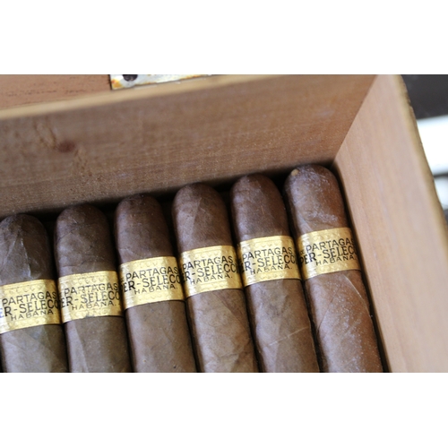 295 - A vintage Flor de Tabacos de Partagas Habana Super Cabinet Selection box No. 1 for 100 cuban cigars ... 
