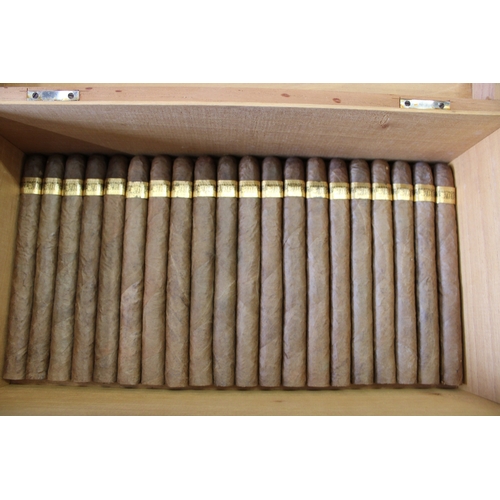 295 - A vintage Flor de Tabacos de Partagas Habana Super Cabinet Selection box No. 1 for 100 cuban cigars ... 