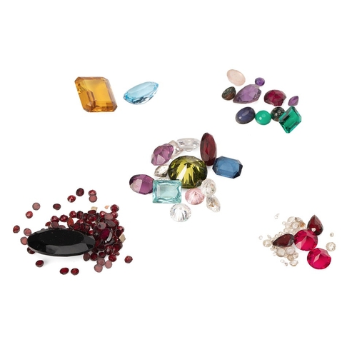 341 - A group of vintage loose gemstones, including garnets, tourmaline, heart cut amethyst, topaz, agate ... 