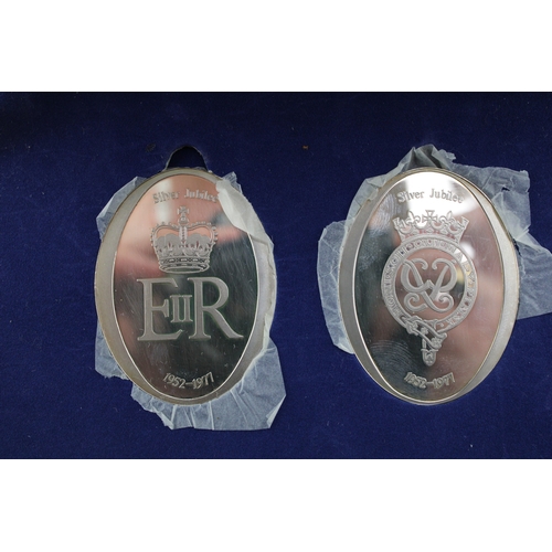 23 - Pair large hallmarked sterling silver Jubilee oval ingots, QEII 86g, cased, 1977.