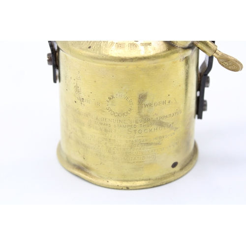 275 - Vintage brass Sievert blow lamp / blow torch made in Sweden, 17cmn tall.