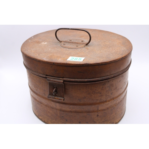 285 - A Battersby of London bowler hat, in metal hat box, opening 19.5cm x 15.5cm.