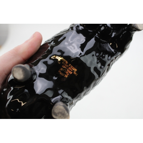 125 - Beswick Aberdeen Angus bull.