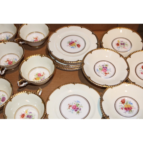 235 - Paragon 'Park Lane' Trio's, pattern number Z173, to include six cups, eight saucers and nine side pl... 