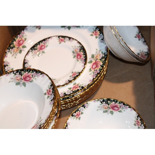 367 - Royal Albert Concerto pattern Dinnerware (24 pieces).
