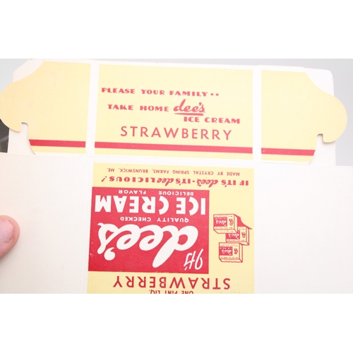 417 - A large quantity of new old stocks 1950s, Dee's Ice Cream 'Strawberry Ice Cream Bar' advertising car... 