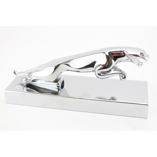 438 - Ashwater chrome Jaguar car mascot paperweight, 19.5cm wide, 8cm tall.