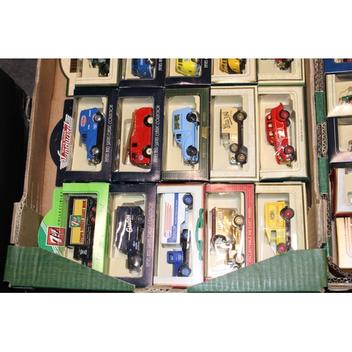 539 - A collection of boxed die-cast vehicles to include example by Lledo, Matchbox, Days Gone and other s... 