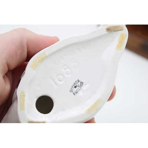 80 - Beswick Swan 1685 with a Vietnamese pot bellied pig (2).