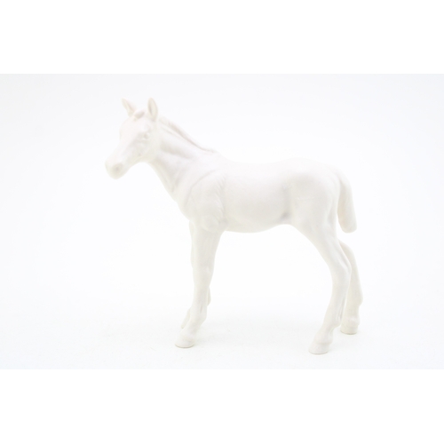 81 - Beswick matt white foal.