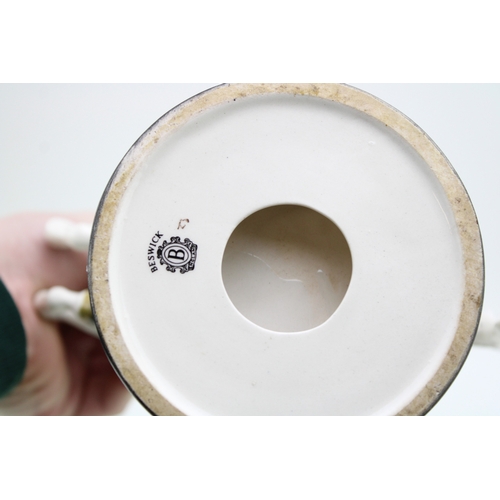 96 - Beswick Lipizzaner 2467, first version (restored horses legs).