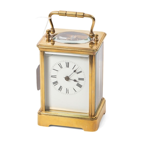 Antique French Richard & Co Paris brass carriage clock, with key, Roman numeral hour markers, 13.5cm tall.