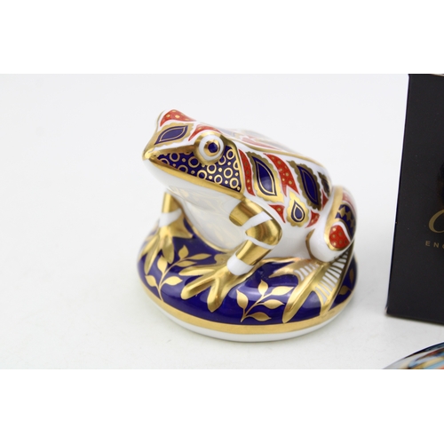 222 - A Royal Crown Derby paperweight, Terrapin, gilt decoration, gold stopper, Royal Crown Derby stamp an... 