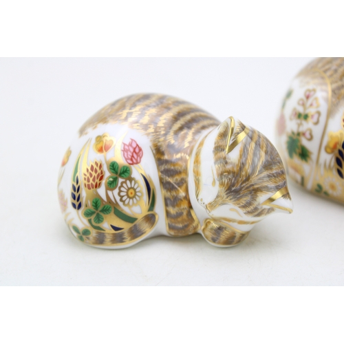 227 - Two Royal Crown Derby paperweights, Cottage Garden Cat and Kitten, date codes for 2002 (MMII) and 20... 
