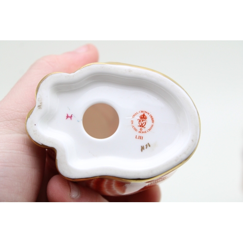 237 - A Royal Crown Derby Cat paperweight, 13cm tall, date code for 1990 (LIII), decorated in the Imari pa... 