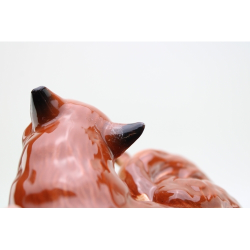 254 - Beswick animals to include a comical pig family, a blue tit, a laughing cat with mouse and others (Q... 