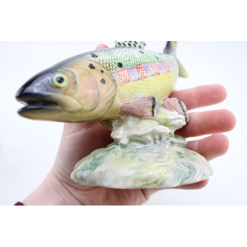 257 - Beswick Kangaroo 1160 with a Rainbow Trout 1246 (2 - latter af).