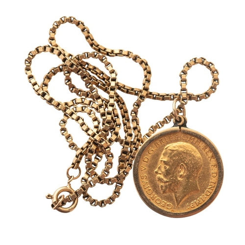 7 - HALF gold sovereign 22ct coin 1911, in 9ct gold mount supported on a 44cm 9ct gold box link chain. 1... 