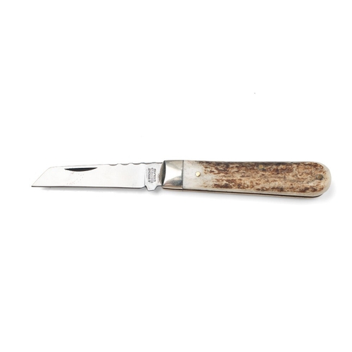259 - A lambfoot pocket knife with traditional workback spring, by A Wright and Son of Sheffield, with sta... 