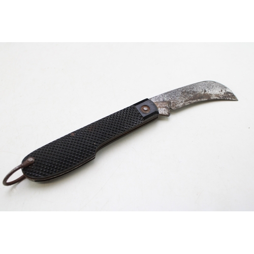 13 - A Scarce WW2 Era Holland of Sheffield SOE Commando Type Bill Hook Pruner Blade Folding Pocket Knife