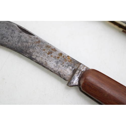210 - An A Wright & Son Ltd Sheffield Rosewood Handle Lock Knife With a Joseph Rodgers Rosewood Handle Pru... 