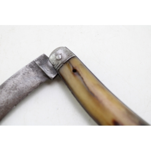 230 - An antique flat cap pruner pocket knife with antler handle, unmarked, blade 7.5cm, 19.5cm in total.