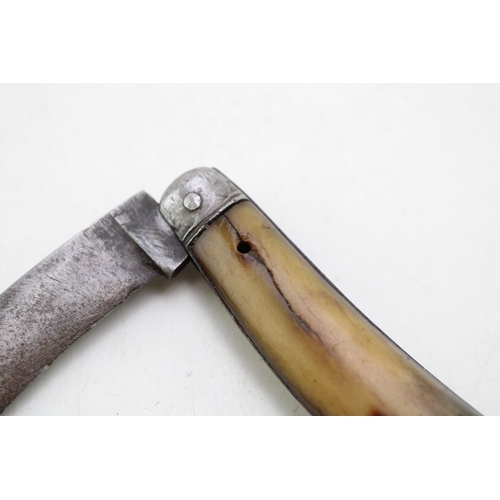 230 - An antique flat cap pruner pocket knife with antler handle, unmarked, blade 7.5cm, 19.5cm in total.