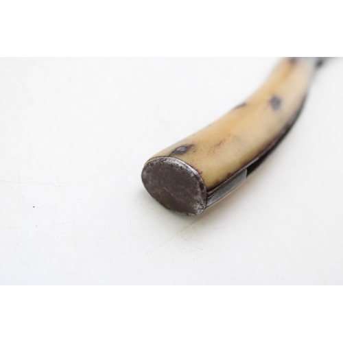 230 - An antique flat cap pruner pocket knife with antler handle, unmarked, blade 7.5cm, 19.5cm in total.