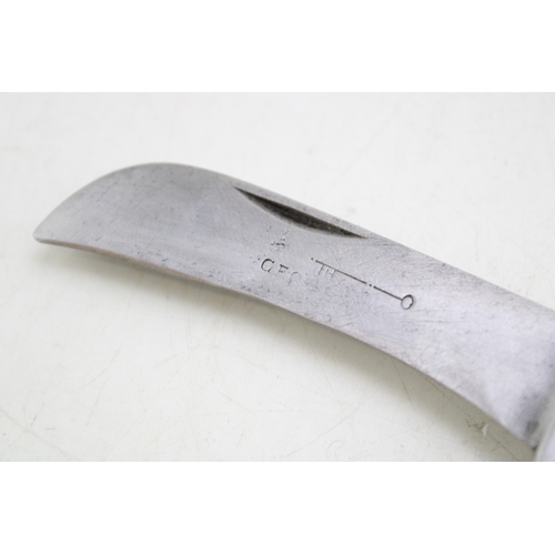 232 - An antique flatcap pruner pocket knife, Sheffield-made, with stag antler handle, blade 7cm long, tot... 