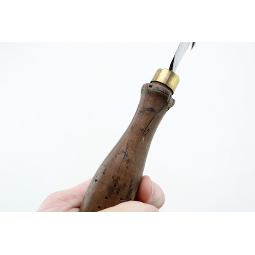 242 - A superb collection of antique billhooks to include  gentleman's and lady's billhooks comprising Vic... 