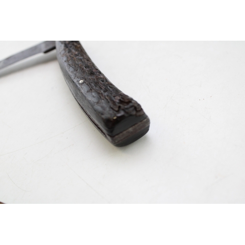245 - Saynor flat butt pruner marked W. Saynor, Sheffield, wooden scales, 17.5cm extended.