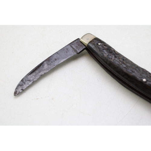 245 - Saynor flat butt pruner marked W. Saynor, Sheffield, wooden scales, 17.5cm extended.