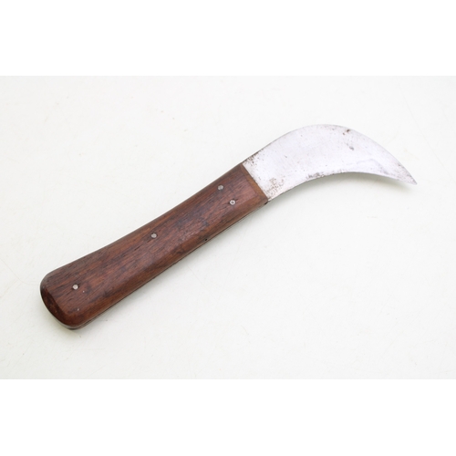 247 - Vintage Sheffield fixed blade pruner with rose wood handle, 18.5cm long.