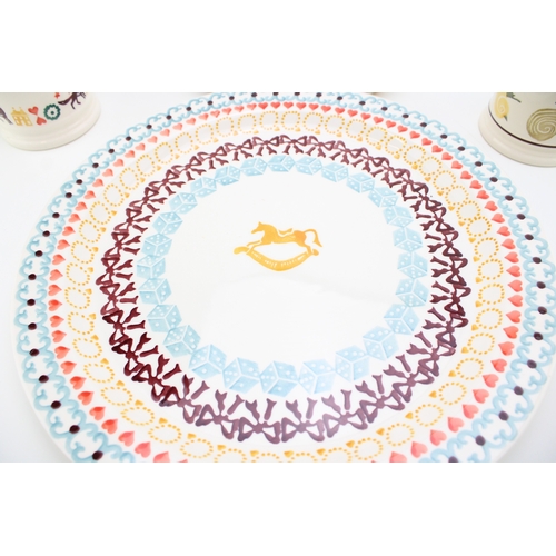 17 - Emma Bridgewater to include a large serving platter, 34cm diameter with rocking horse, a mini duck c... 
