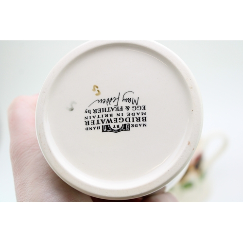 19 - Emma Bridgewater half pint mugs to include Egg and Feather (chipped), Flowers, Gardening, Folk Flowe... 